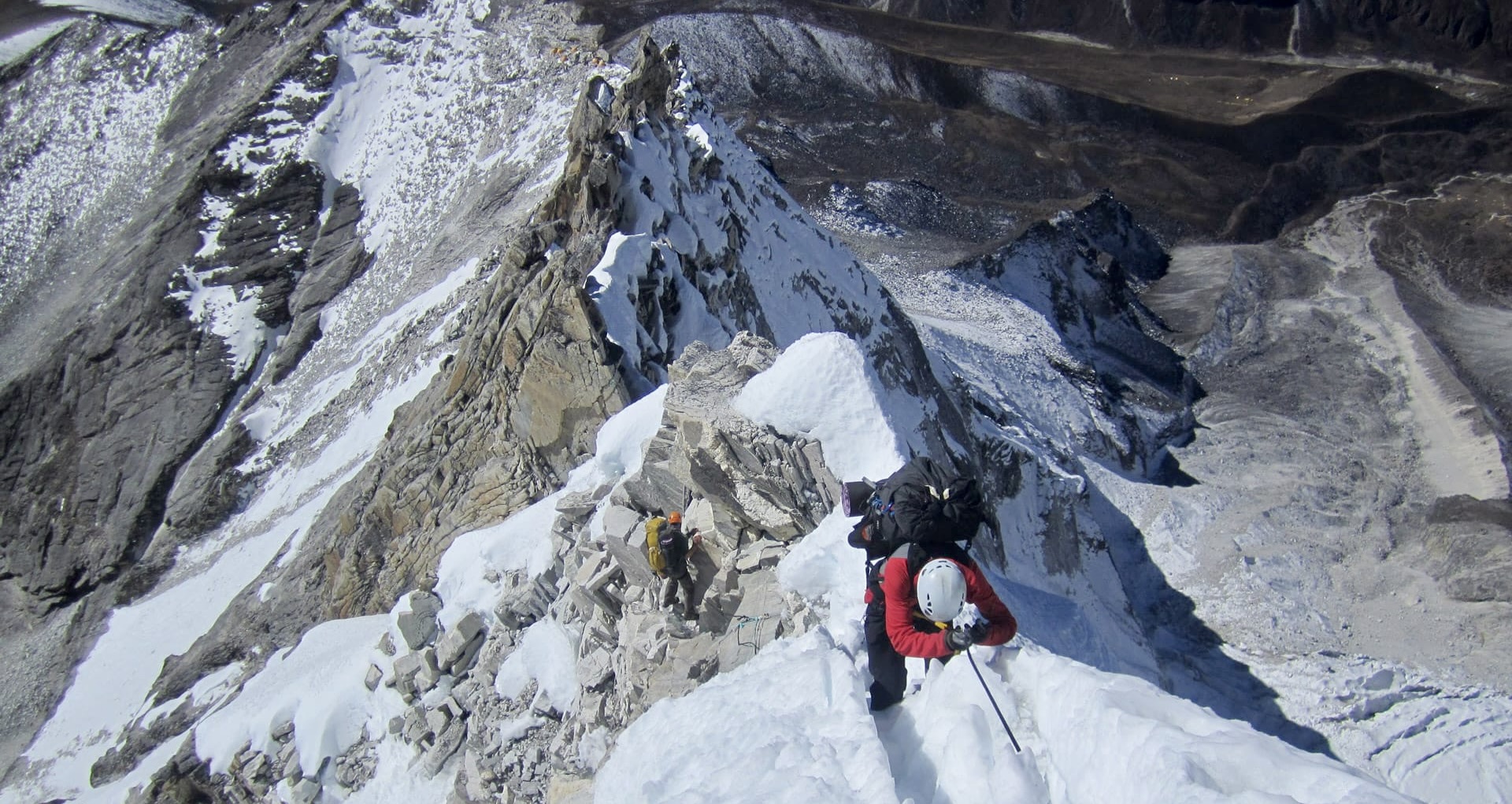 2 Ama Dablam Expedition Min